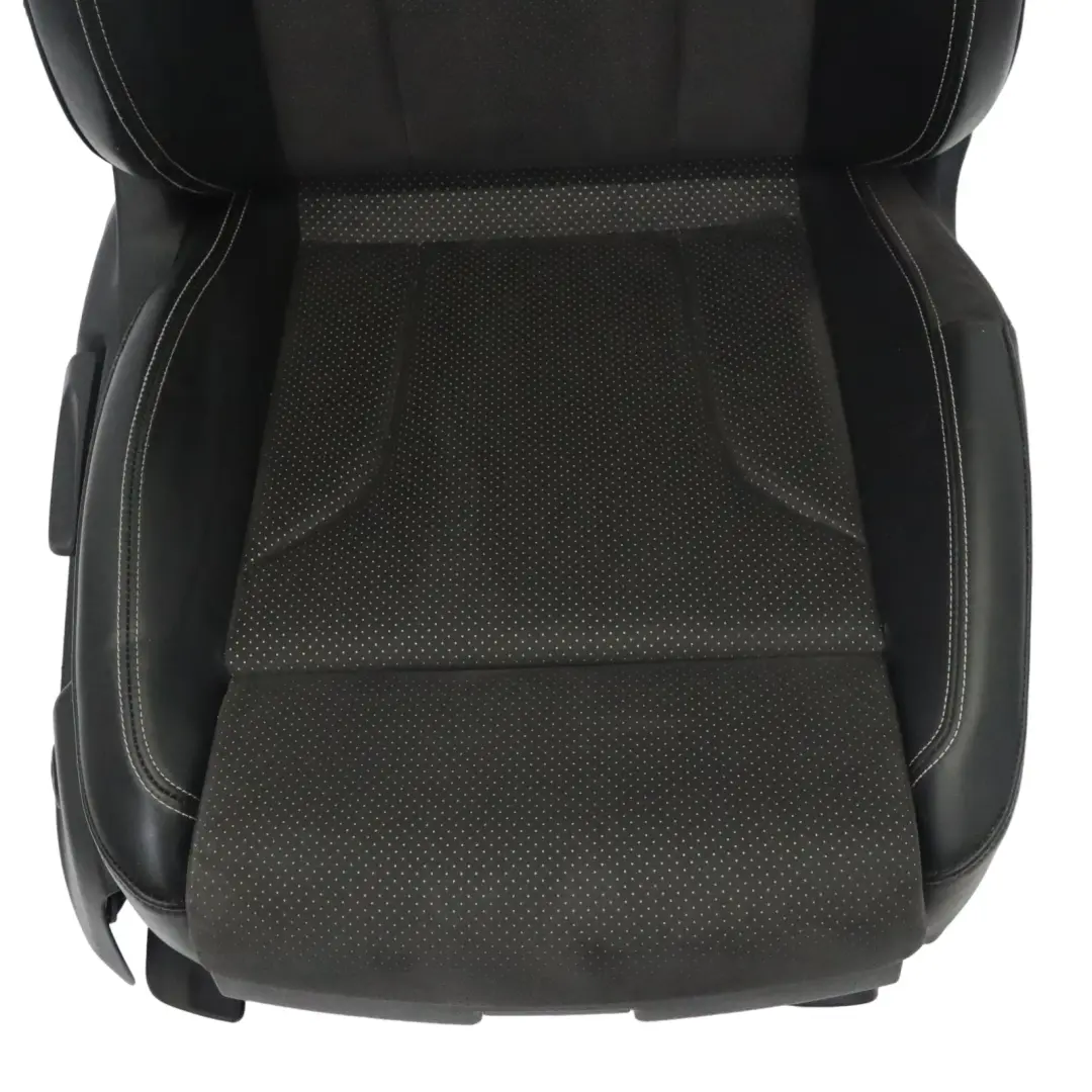 Delantero Derecho S-Line Interior Medio Cuero Negro Plata para Audi Q3 8U Sport Seat con número de pieza 8U0881806AL Audi Q3 8U Sport Seat Delantero Derecho S-Line Interior Medio Cuero Negro Plata - SKU 8U0881806AL-1 - Número de pieza 8U0881806AL