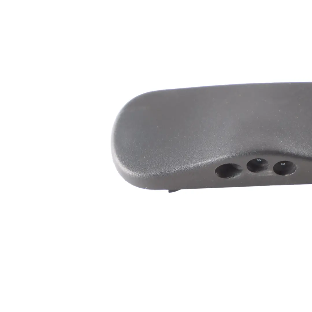 Ugello getto lavavetro anteriore destro per Audi Q3 8U con numero di parte 8U0955988A Audi Q3 8U Ugello getto lavavetro anteriore destro - SKU 8U0955988A - Numero di parte 8U0955988A