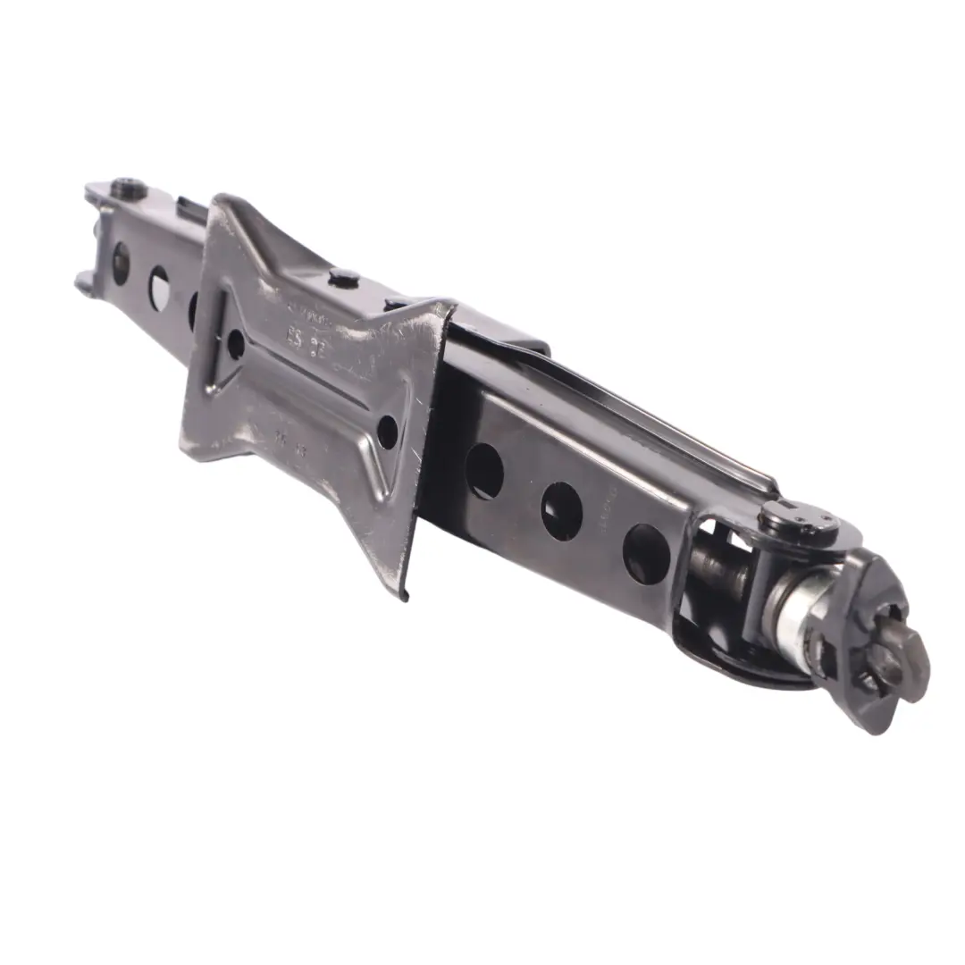 Cric de levage pour voiture Outil de levage roue d'urgence A pour Audi A3 8V à propos du numéro de pièce 8V0011031 Audi A3 8V Cric de levage pour voiture Outil de levage roue d'urgence A - SKU 8V0011031 - Numéro de pièce 8V0011031