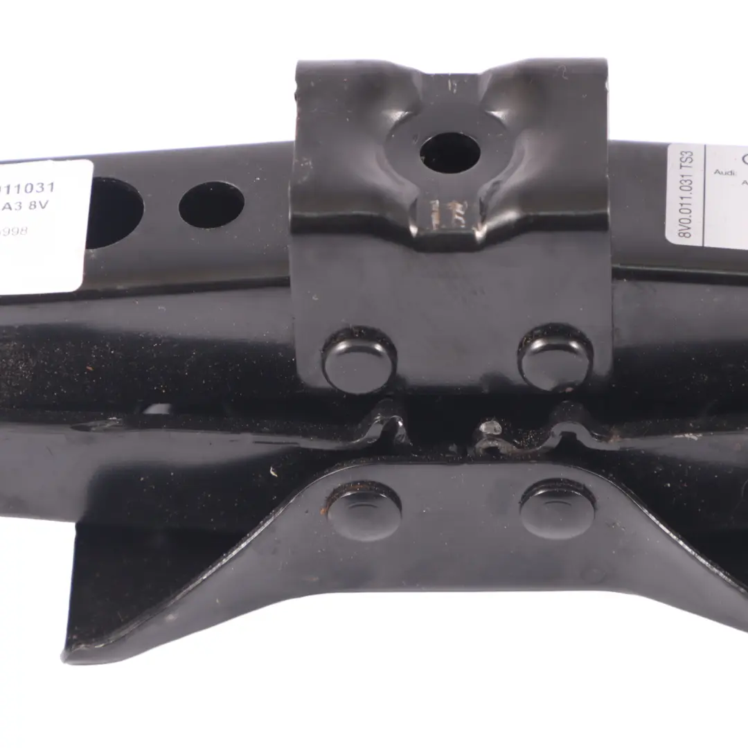 Cric de levage pour voiture Outil de levage roue d'urgence A pour Audi A3 8V à propos du numéro de pièce 8V0011031 Audi A3 8V Cric de levage pour voiture Outil de levage roue d'urgence A - SKU 8V0011031 - Numéro de pièce 8V0011031