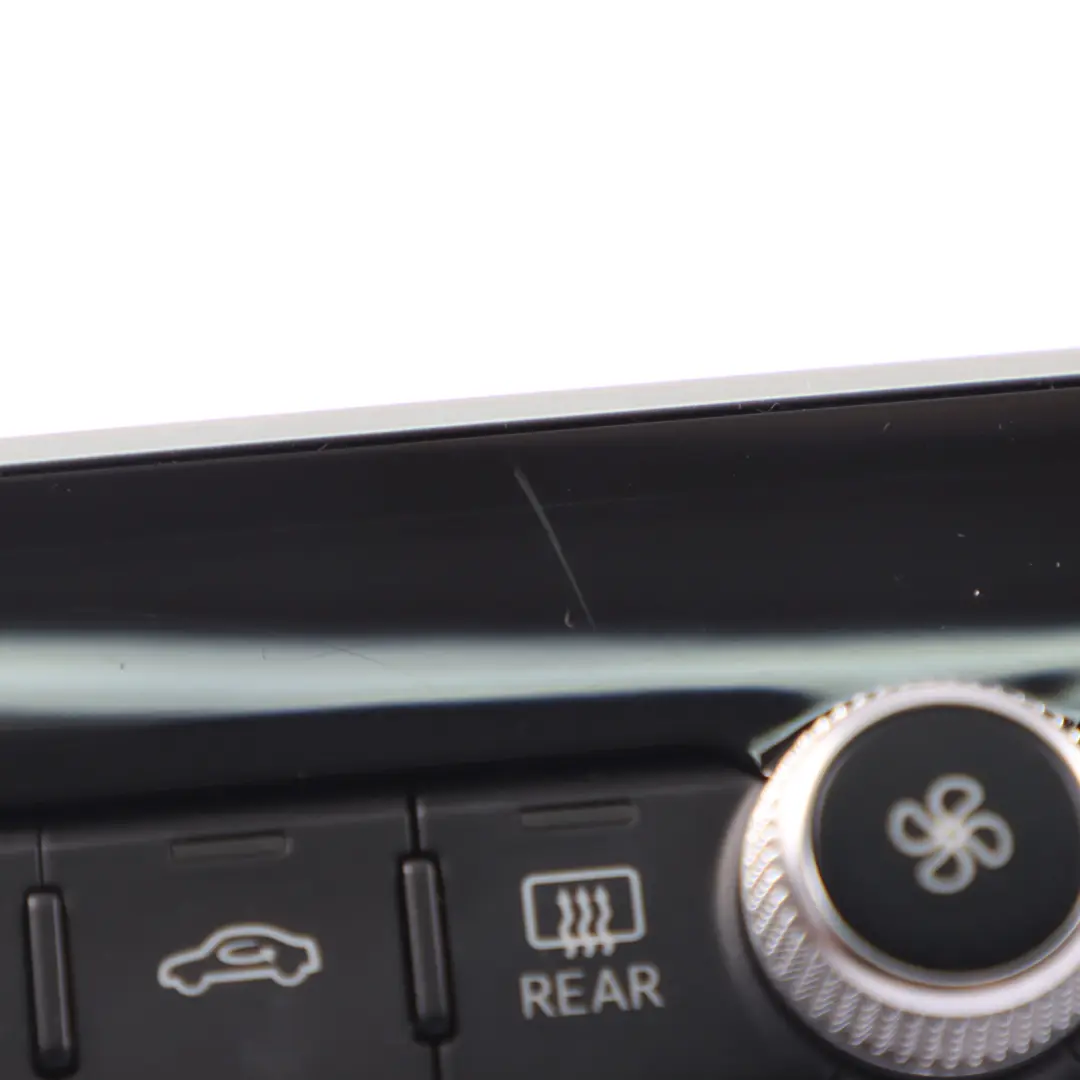 Panel Aire Acondicionado A/C Calentador Climatizador Q para Audi A3 8V con número de pieza 8V0820043 Audi A3 8V Panel Aire Acondicionado A/C Calentador Climatizador Q - SKU 8V0820043 - Número de pieza 8V0820043