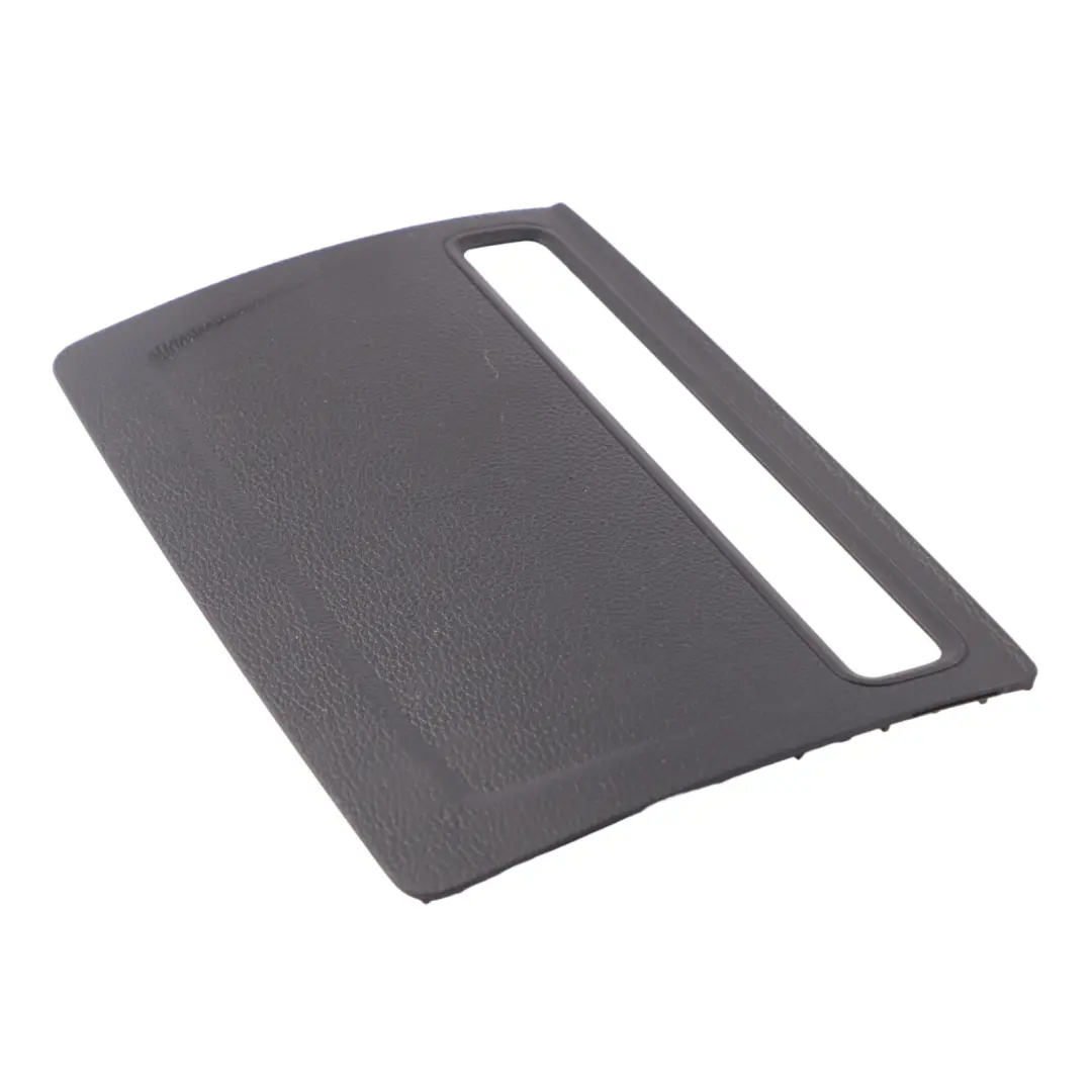 Osłona Zaślepka Wyświetlacza do Audi A3 8V o numerze 8V0857186D Audi A3 8V Osłona Zaślepka Wyświetlacza - SKU 8V0857186D - Numer Części 8V0857186D