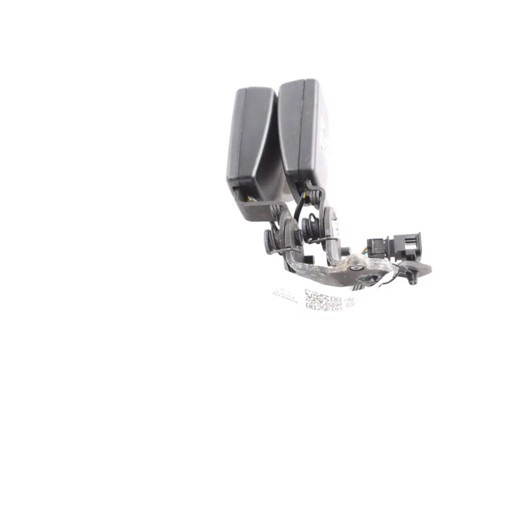 Audi A3 8V Centro de Hebilla de Asiento Doble Clip de Cinturón - SKU 8V0857739 - Número de pieza 8V0857739