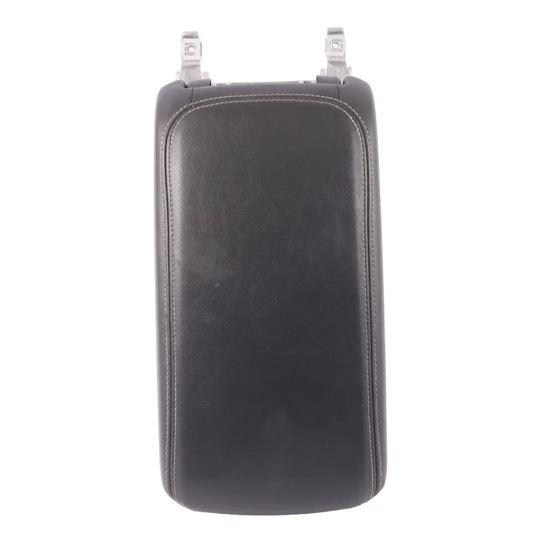 Armlehne Vorne Mittelkonsole Lederimitat Halterung für Audi A3 8V mit Teilenummer 8V0864207A Audi A3 8V Armlehne Vorne Mittelkonsole Lederimitat Halterung - SKU 8V0864207A - Teilenummer 8V0864207A