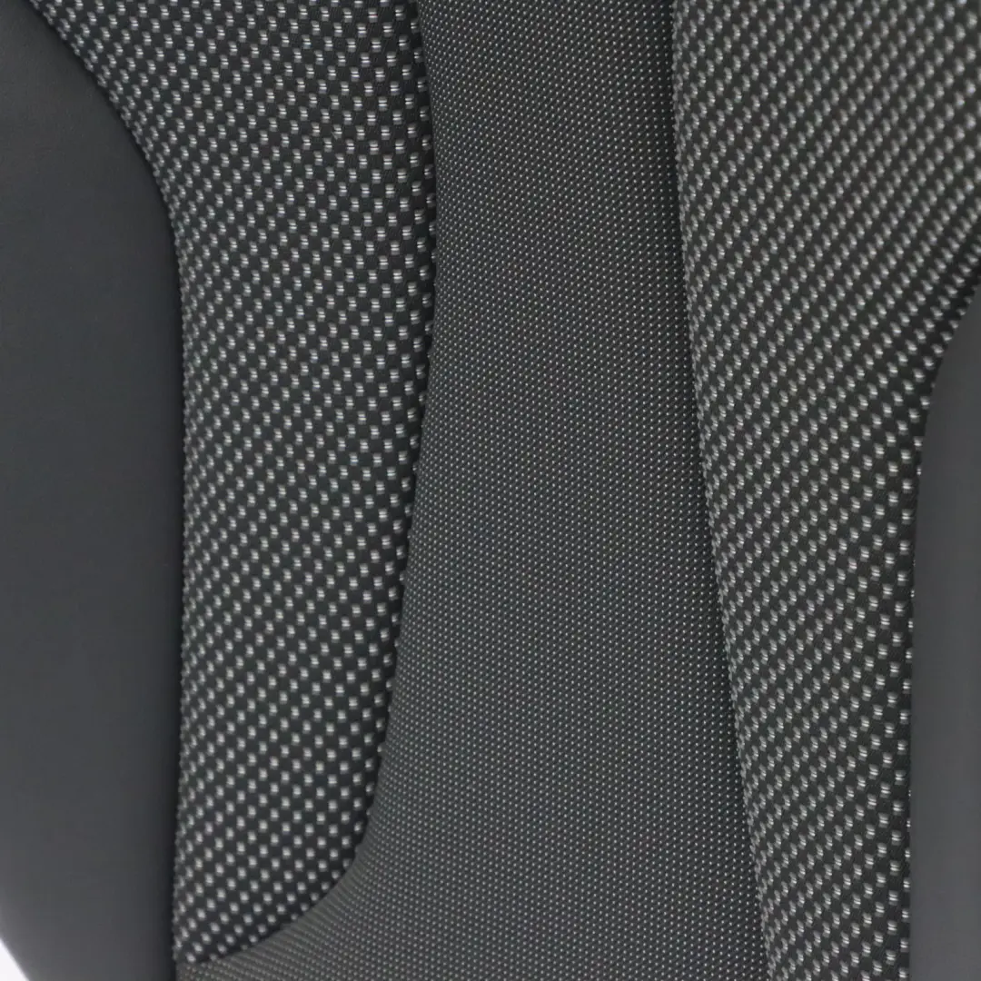 Housse Dossier Siège Arrière Gauche Cuir Tissu Soul Noir Argent pour Audi A3 8V à propos du numéro de pièce 8V0885805H Audi A3 8V Housse Dossier Siège Arrière Gauche Cuir Tissu Soul Noir Argent - SKU 8V0885805H - Numéro de pièce 8V0885805H