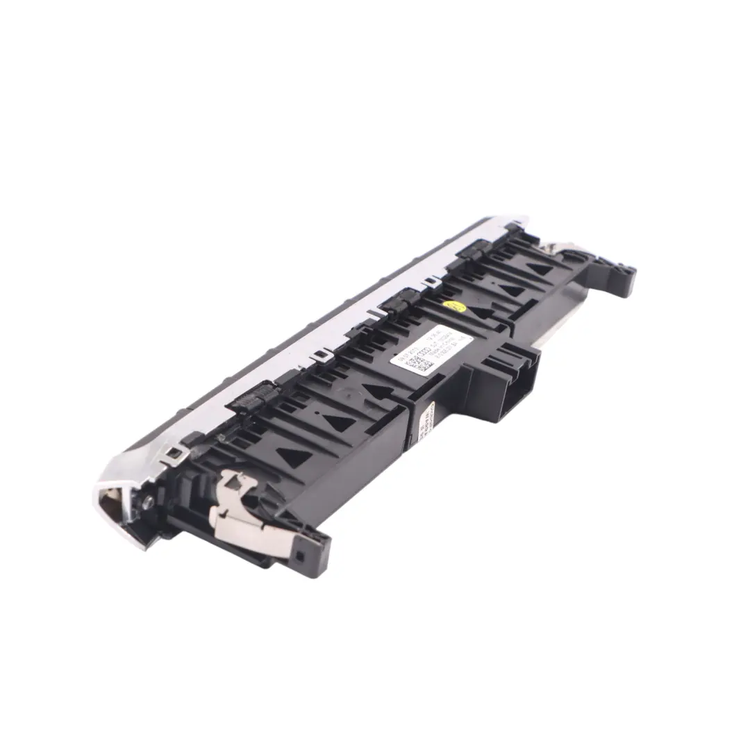 Interni controllo Hazard interruttore pulsante pannello per Audi A3 8V con numero di parte 8V0925301BA Audi A3 8V Interni controllo Hazard interruttore pulsante pannello - SKU 8V0925301BA - Numero di parte 8V0925301BA