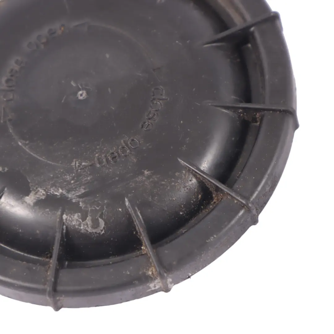 Osłona Pokrywa Zaślepka Lampy do Audi A3 8V o numerze 8V0941607 Audi A3 8V Osłona Pokrywa Zaślepka Lampy - SKU 8V0941607 - Numer Części 8V0941607