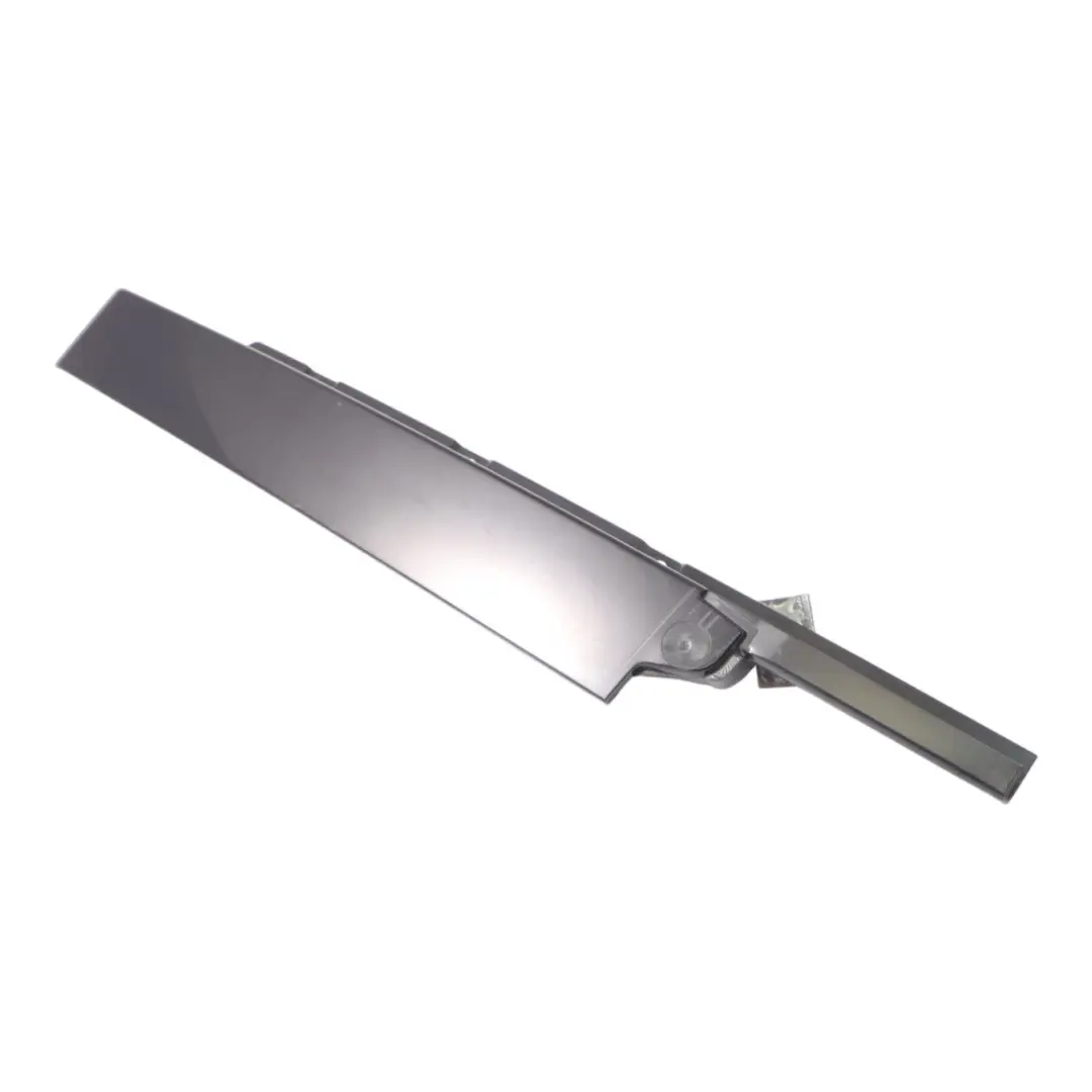 Copriporta Modanatura B Rivestimento Anteriore Destro per Audi A3 8V con numero di parte 8V3837902A Audi A3 8V Copriporta Modanatura B Rivestimento Anteriore Destro - SKU 8V3837902A - Numero di parte 8V3837902A