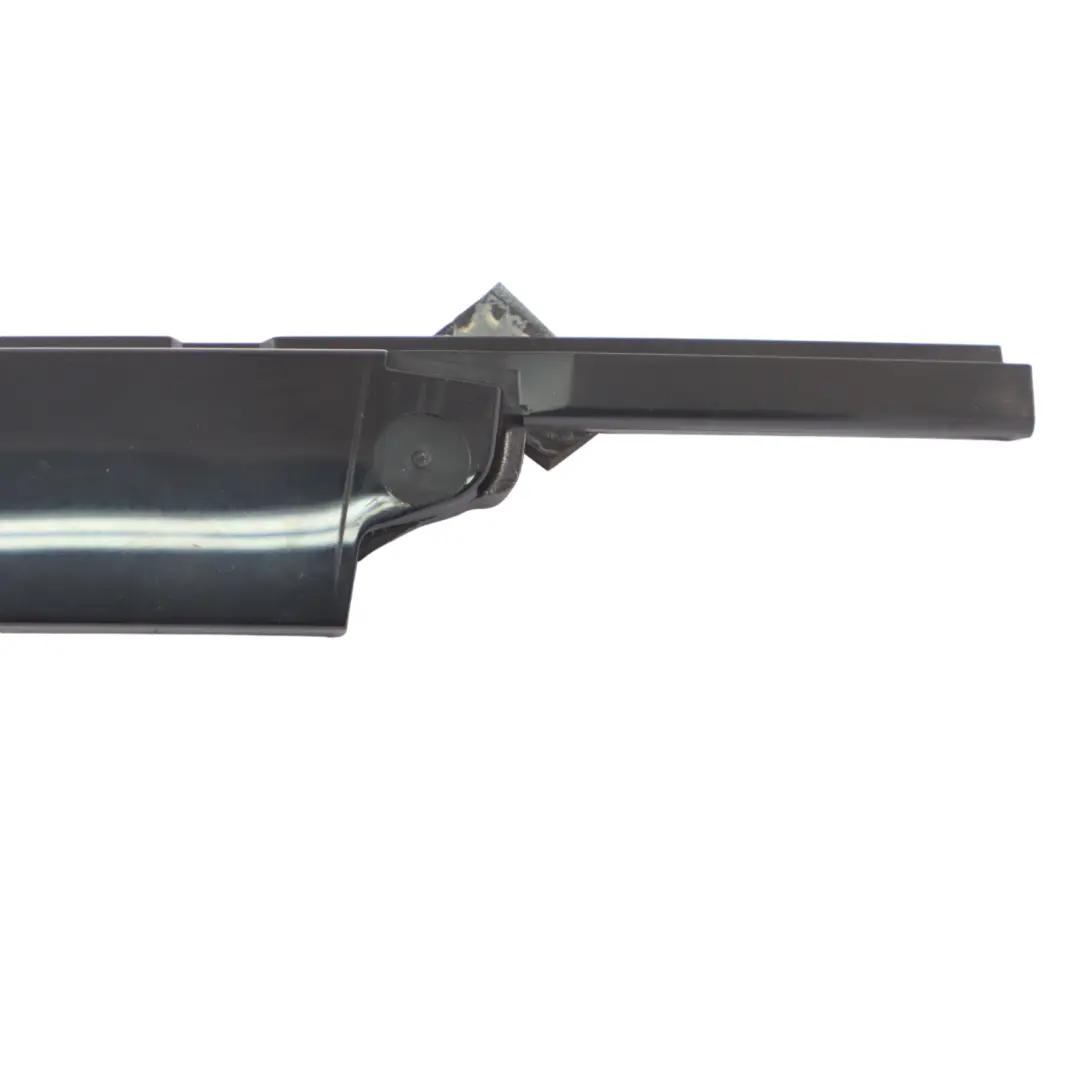 Tapa Puerta Pilar B Moldura Panel Delantero Derecho para Audi A3 8V con número de pieza 8V3837902A Audi A3 8V Tapa Puerta Pilar B Moldura Panel Delantero Derecho - SKU 8V3837902A - Número de pieza 8V3837902A