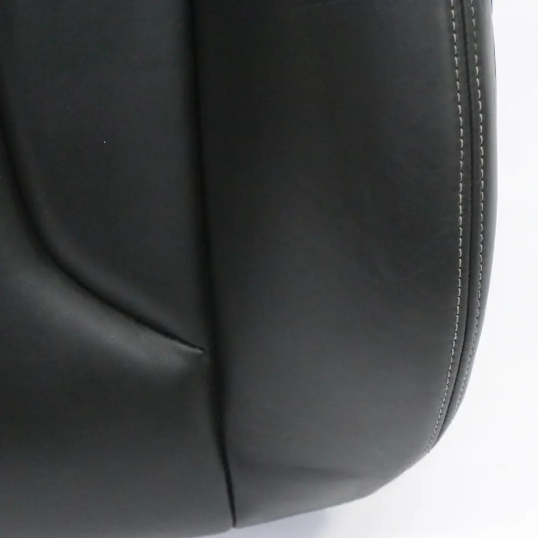 Cuscino copertura schienale anteriore destro pelle per Audi A3 8V S Line con numero di parte 8V3881806AP Audi A3 8V S Line Cuscino copertura schienale anteriore destro pelle - SKU 8V3881806AP - Numero di parte 8V3881806AP