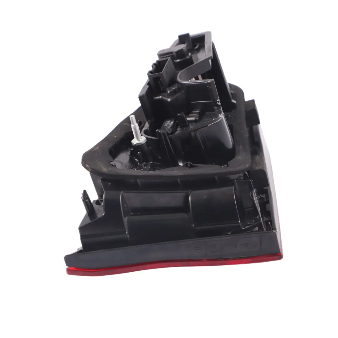 Audi A3 8V Lampa Tylna Prawa LED Wewnętrzna Tył Prawo - SKU 8V3945094B - Numer Części 8V3945094B