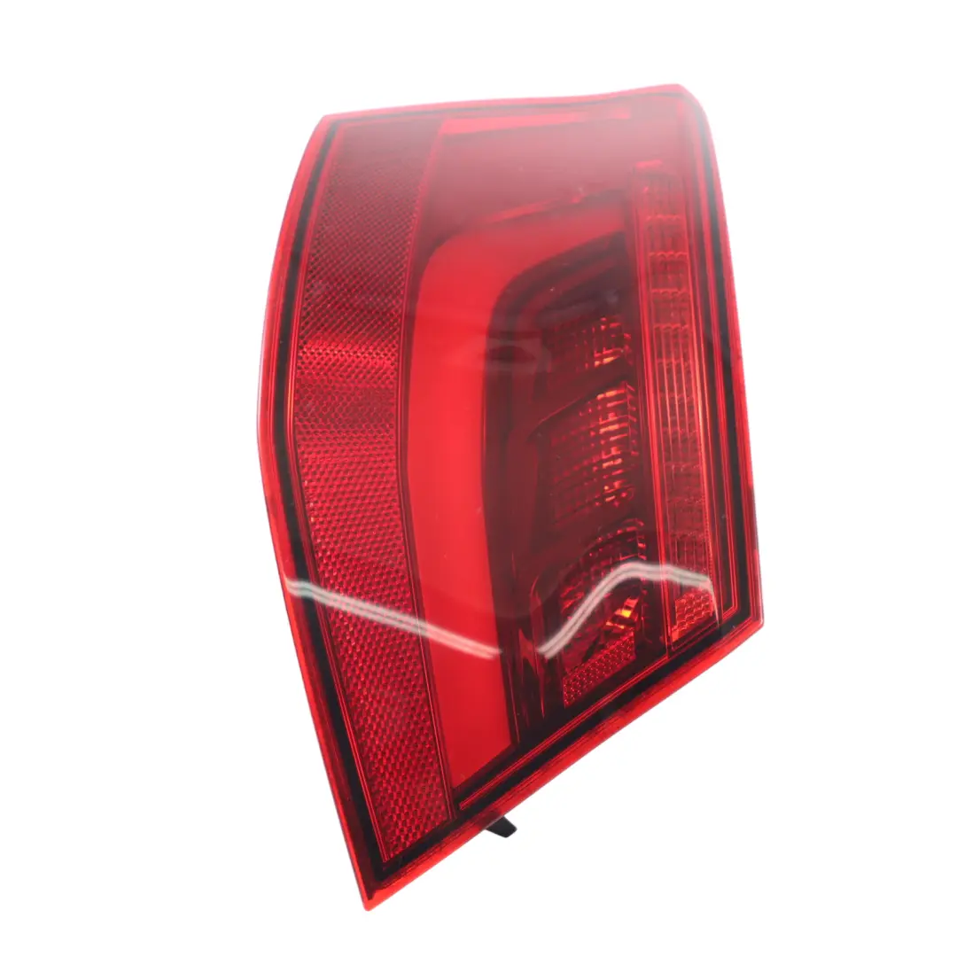 Lampa Tylna Zewnętrzna LED Lewa Tył Lewo do Audi A3 8V o numerze 8V3945095B Audi A3 8V Lampa Tylna Zewnętrzna LED Lewa Tył Lewo - SKU 8V3945095B - Numer Części 8V3945095B