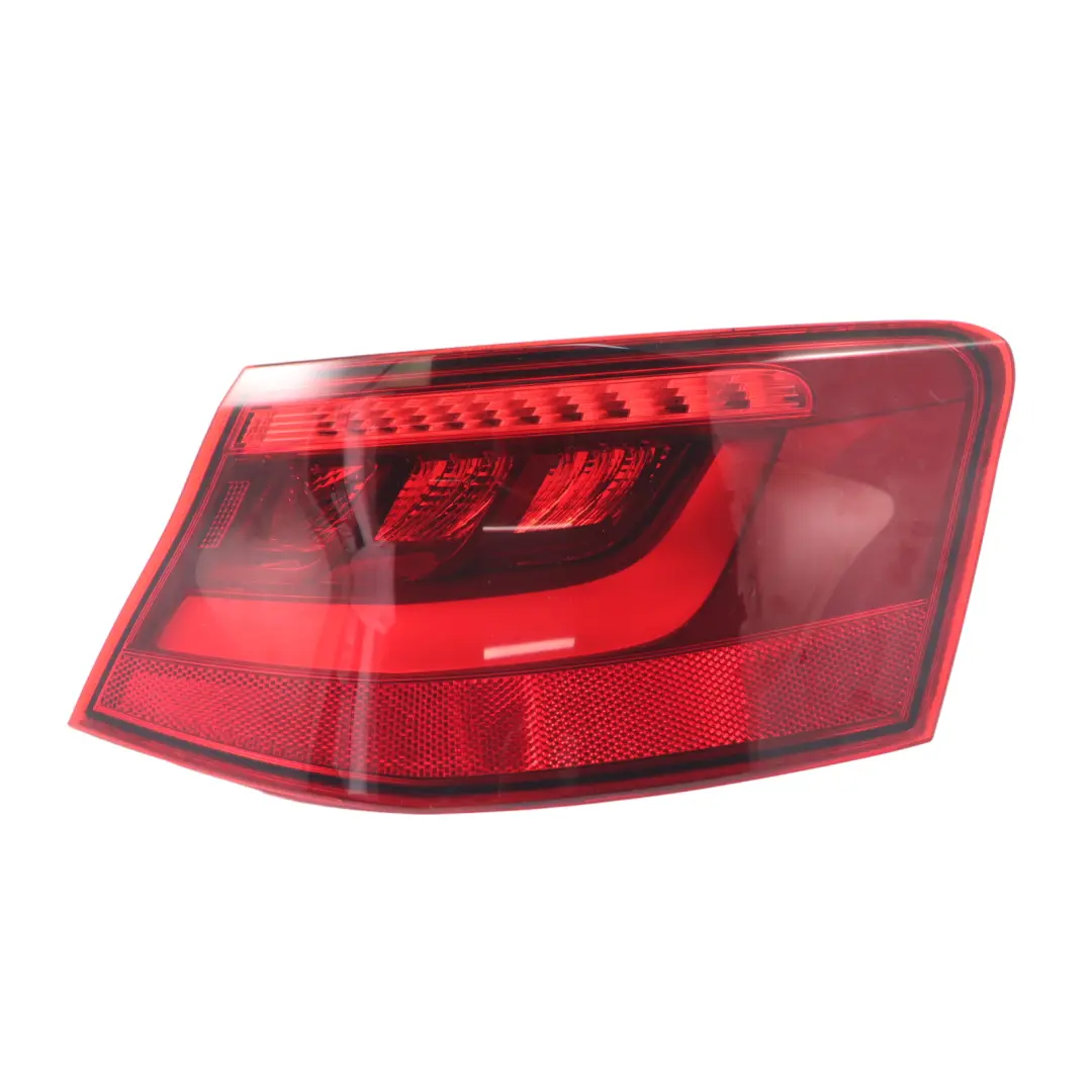 Audi A3 8V Lampa Tylna Zewnętrzna LED Prawy Tył Prawo - SKU 8V3945096B - Numer Części 8V3945096B