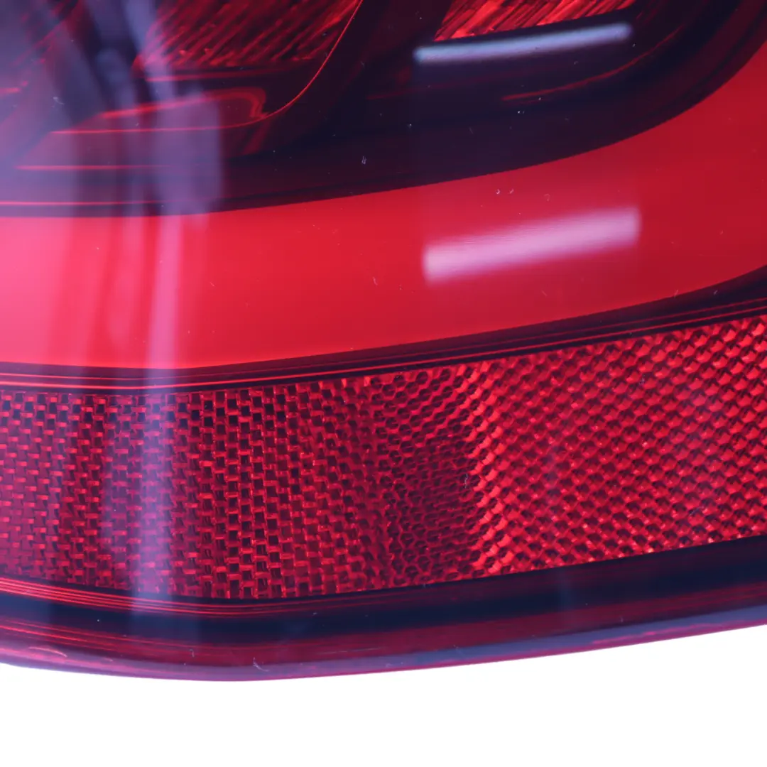 Audi A3 8V Lampa Tylna Zewnętrzna LED Prawy Tył Prawo - SKU 8V3945096B - Numer Części 8V3945096B