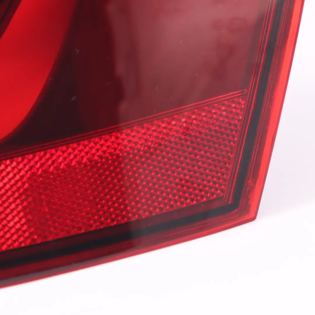 Audi A3 8V Lampa Tylna Zewnętrzna LED Prawy Tył Prawo - SKU 8V3945096B - Numer Części 8V3945096B
