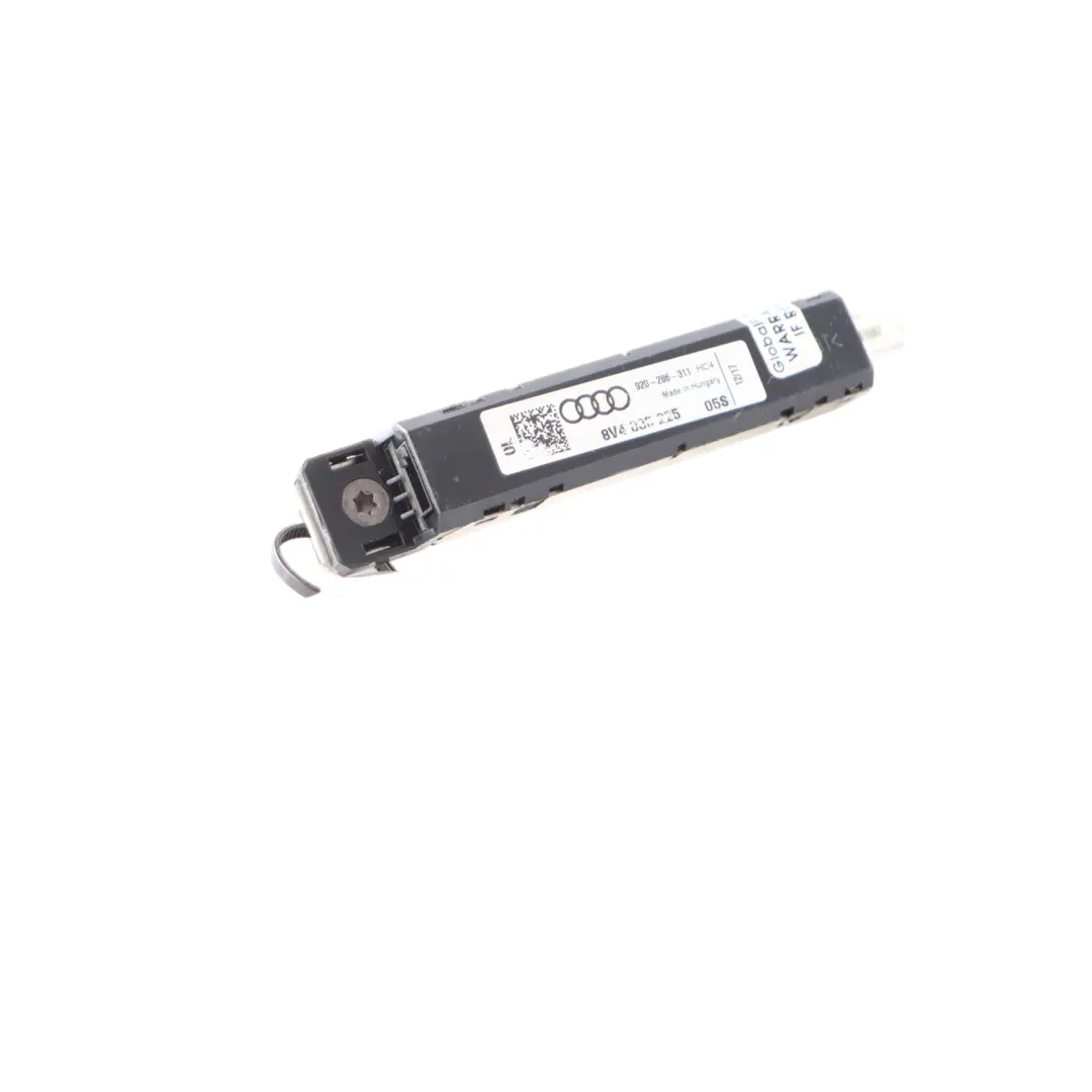 Audi A3 8V Antenna Amplifier Aerial Module Booster Control Unit - SKU 8V4035225 - Part number 8V4035225