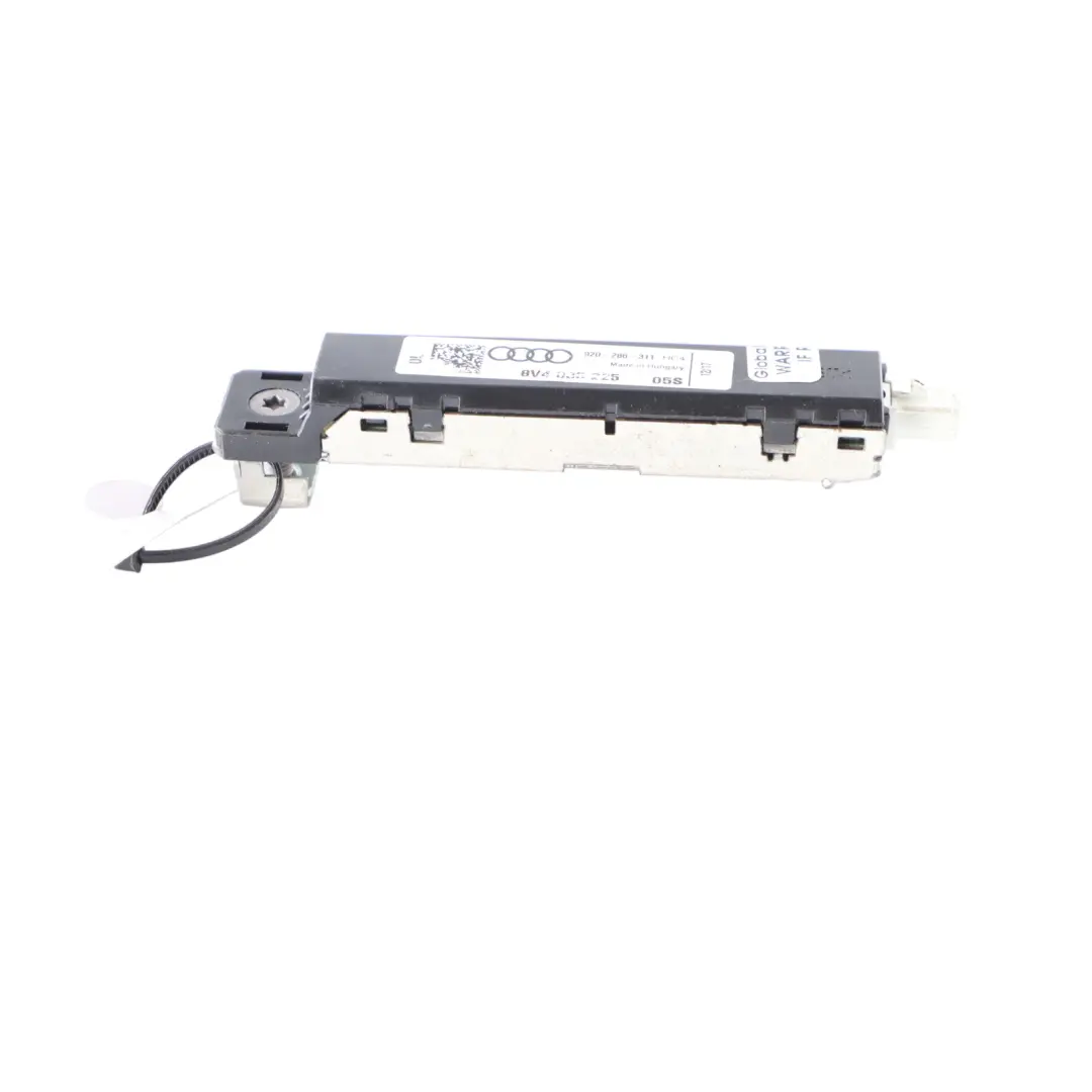 Antenna Amplificatore Modulo Booster Unità per Audi A3 8V con numero di parte 8V4035225 Audi A3 8V Antenna Amplificatore Modulo Booster Unità - SKU 8V4035225 - Numero di parte 8V4035225