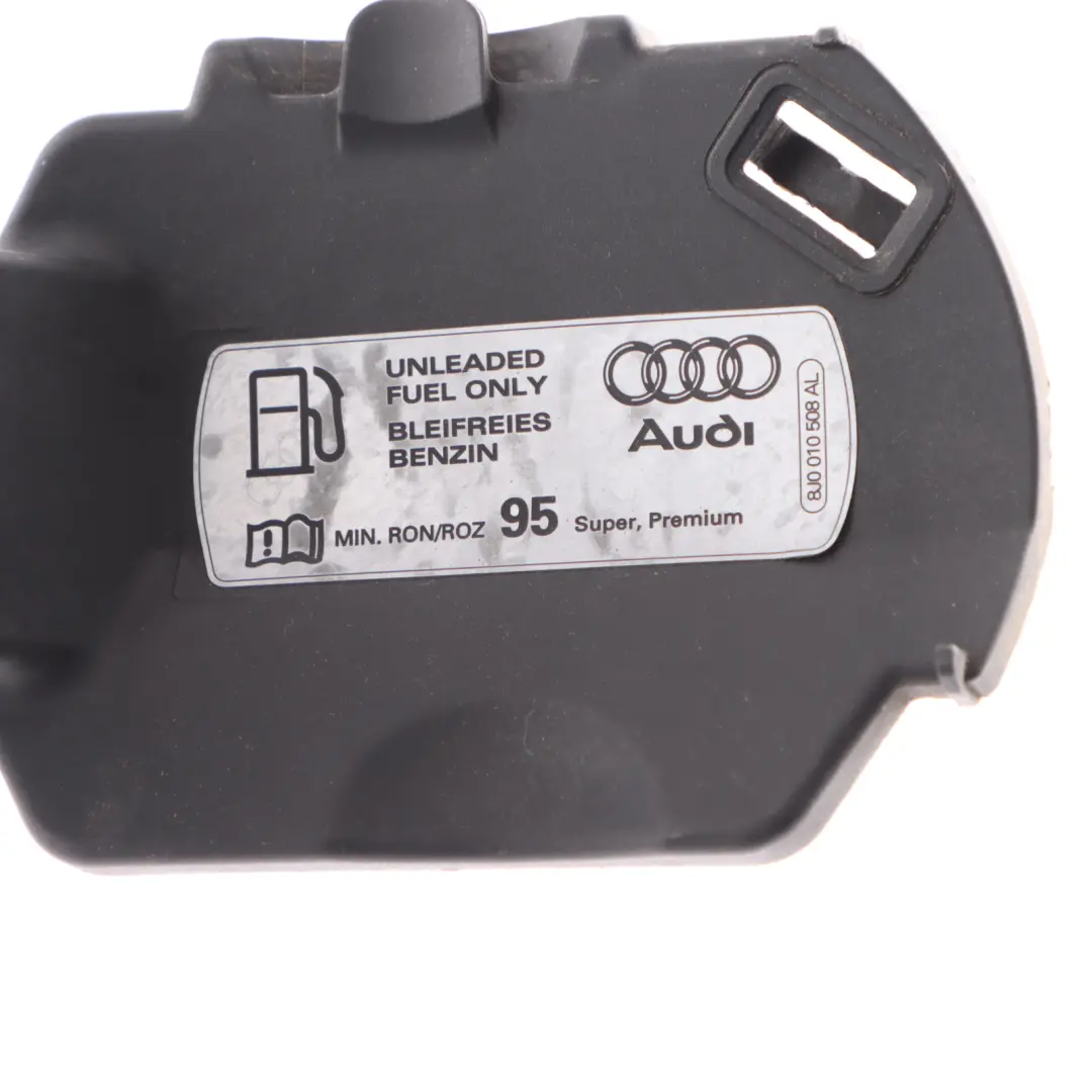 Tapa Del Depósito Combustible Panel Embellecedor para Audi A1 8X con número de pieza 8X0809906 Audi A1 8X Tapa Del Depósito Combustible Panel Embellecedor - SKU 8X0809906 - Número de pieza 8X0809906