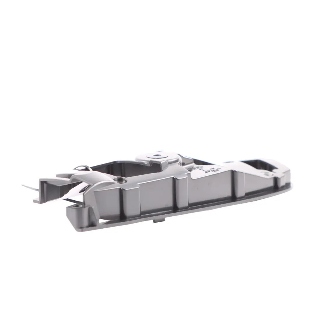 Audi A1 8X Maniglia interna porta staffa piastra base anteriore destra - SKU 8X0868784 - Numero di parte 8X0868784