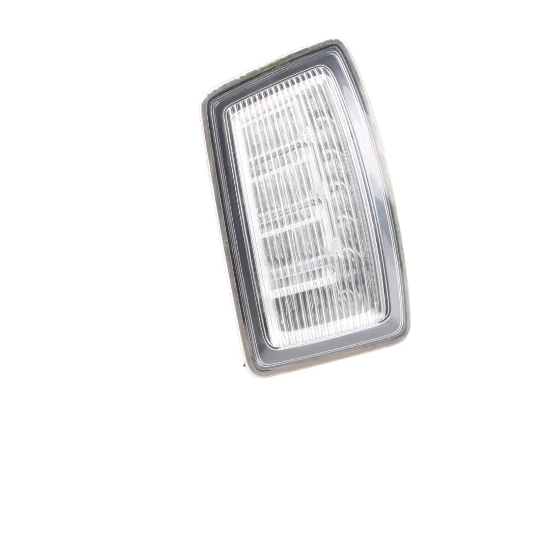 Lampe Courtoisie Arrière Droite Coffre à Bottes Feu Hayon pour Audi A1 8X à propos du numéro de pièce 8X0945096 Audi A1 8X Lampe Courtoisie Arrière Droite Coffre à Bottes Feu Hayon - SKU 8X0945096 - Numéro de pièce 8X0945096