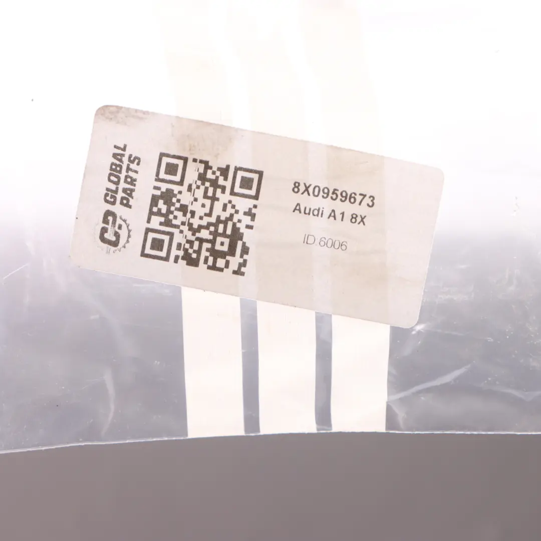 Przełącznik Sterowania Ogrzewaniem Przedniej Szyby do Audi A1 8X o numerze 8X0959673 Audi A1 8X Przełącznik Sterowania Ogrzewaniem Przedniej Szyby - SKU 8X0959673 - Numer Części 8X0959673