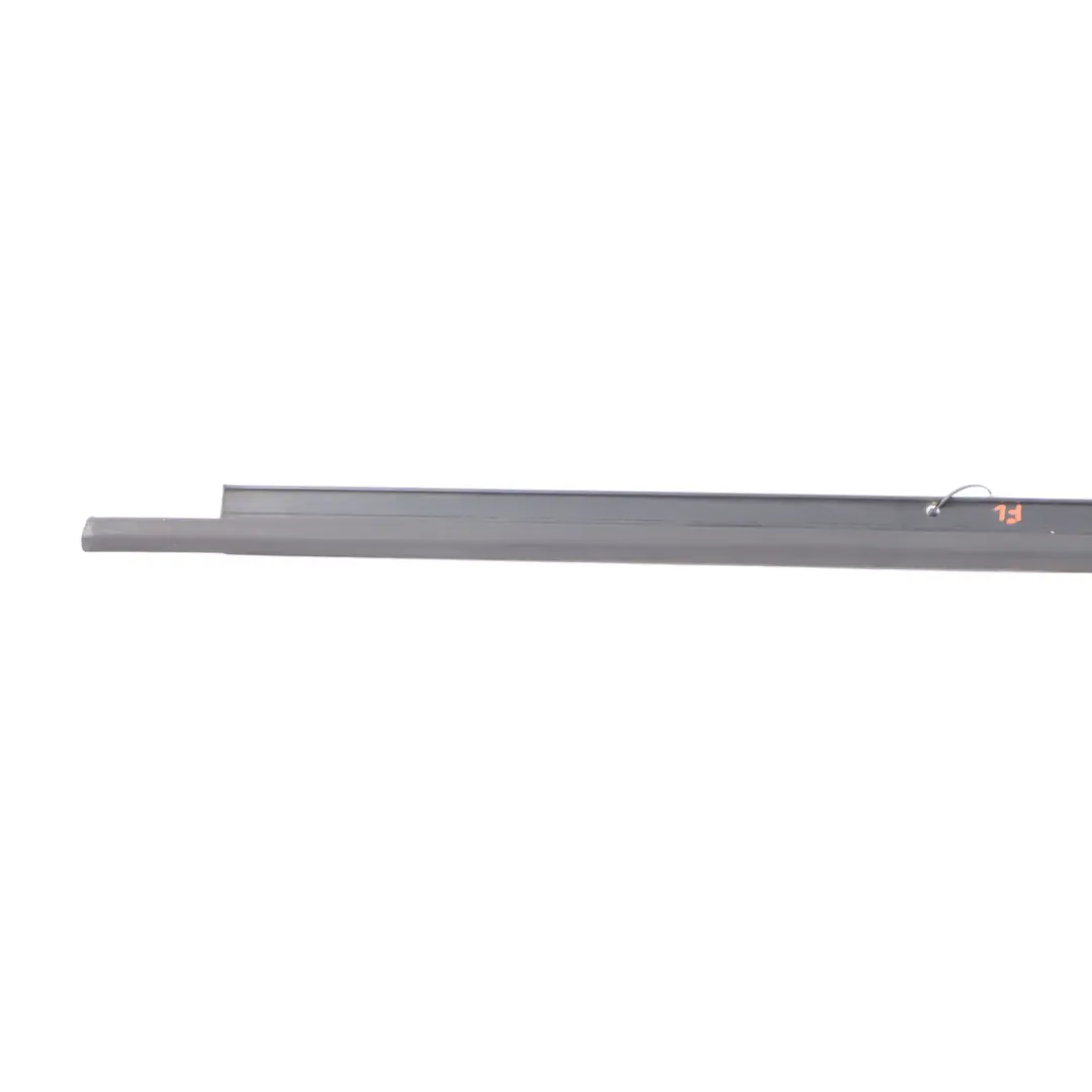 Audi A1 8X Joint porte avant caoutchouc gauche extérieur - SKU 8X4837477A - Numéro de pièce 8X4837477A