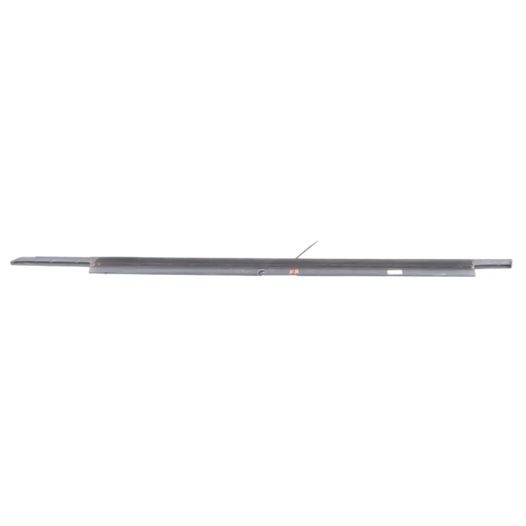 Audi A1 8X Joint porte avant joint caoutchouc joint droit extérieur - SKU 8X4837478A - Numéro de pièce 8X4837478A