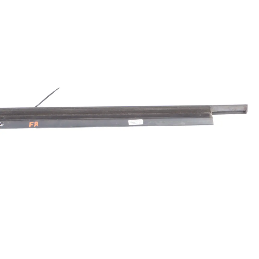 Audi A1 8X Joint porte avant joint caoutchouc joint droit extérieur - SKU 8X4837478A - Numéro de pièce 8X4837478A
