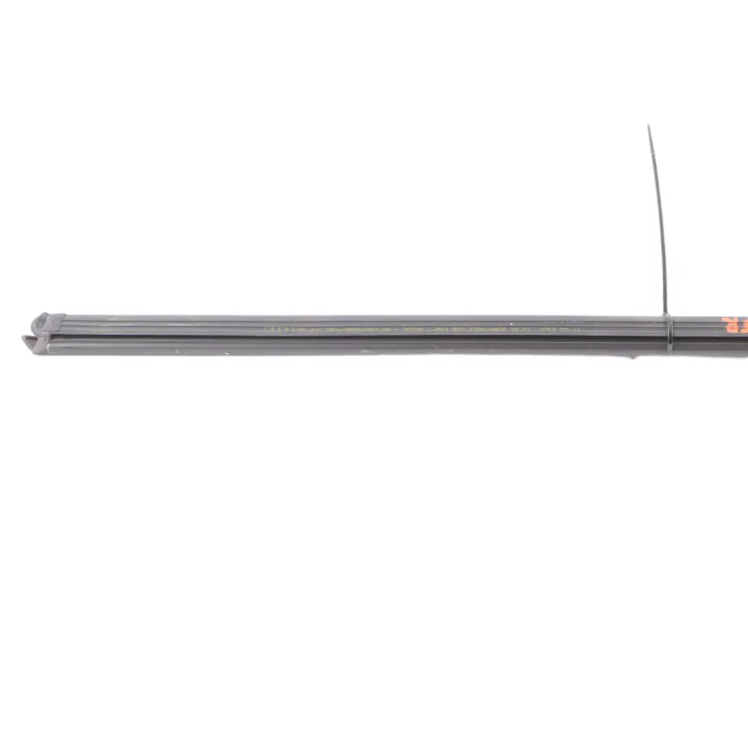 Audi A1 8X Joint porte avant joint caoutchouc joint droit intérieur - SKU 8X4837480A - Numéro de pièce 8X4837480A