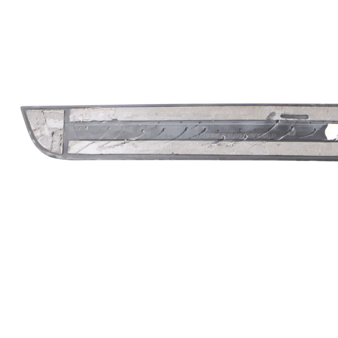 Sportback Cubre umbral puerta Delantera Izquierda Derecha para Audi A1 8X con número de pieza 8X4853373B Audi A1 8X Sportback Cubre umbral puerta Delantera Izquierda Derecha - SKU 8X4853373B - Número de pieza 8X4853373B