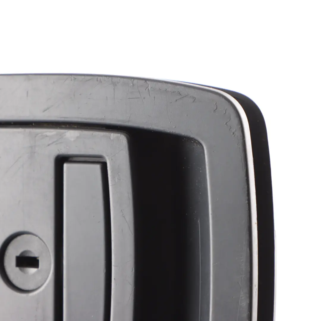 Boot Trunk Floor Carpet Handle Grab Luggage Nero per BMW E70 con numero di parte 9120283 BMW E70 Boot Trunk Floor Carpet Handle Grab Luggage Nero - SKU 9120283 - Numero di parte 9120283