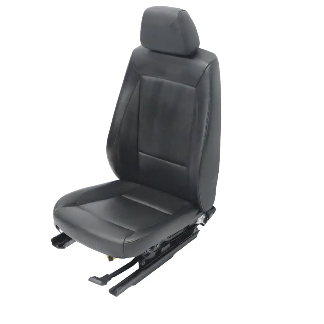 Fotel Przedni Prawy Przód Skóra Boston Czarny do BMW E87 LCI o numerze 9127336 BMW E87 LCI Fotel Przedni Prawy Przód Skóra Boston Czarny - SKU 9127336-1 - Numer Części 9127336