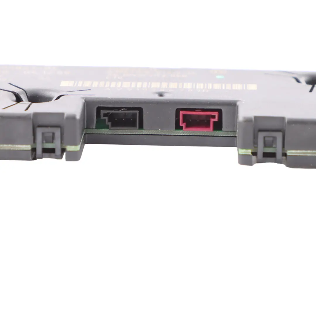 Aerial Antenna Amplifier Diversity Module Unit 9193847 to BMW X5 E70 with Part number 9134281 BMW X5 E70 Aerial Antenna Amplifier Diversity Module Unit 9193847 - SKU 9134281-1 - Part number 9134281