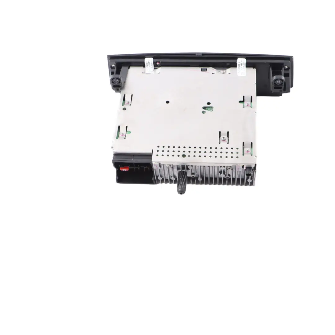 Radio BMW Business CD Player Unidad De Control para BMW E81 E87 E90 E91 con número de pieza 9141682 BMW E81 E87 E90 E91 Radio BMW Business CD Player Unidad De Control - SKU 9141682-2 - Número de pieza 9141682