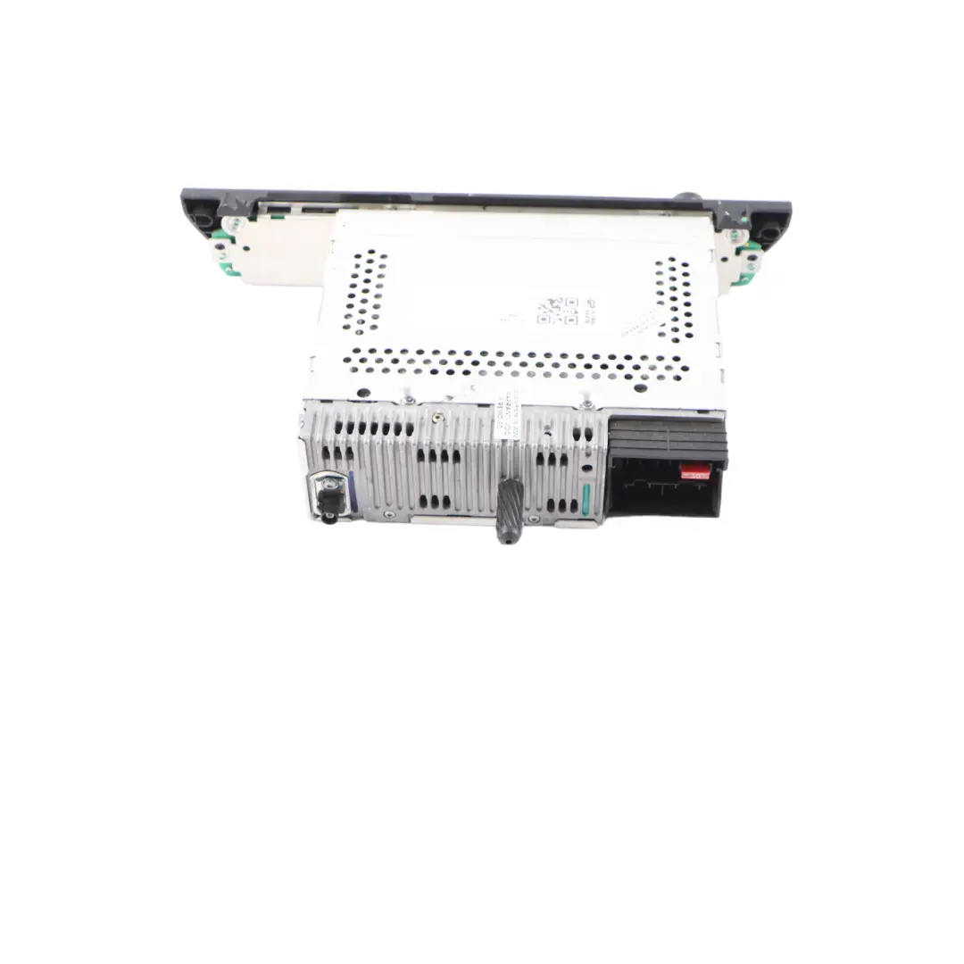 Radio Business CD Player 9173686 to BMW X3 Z4 E83 E85 E86 with Part number 9205278 BMW X3 Z4 E83 E85 E86 Radio Business CD Player 9173686 - SKU 9173686-1 - Part number 9205278