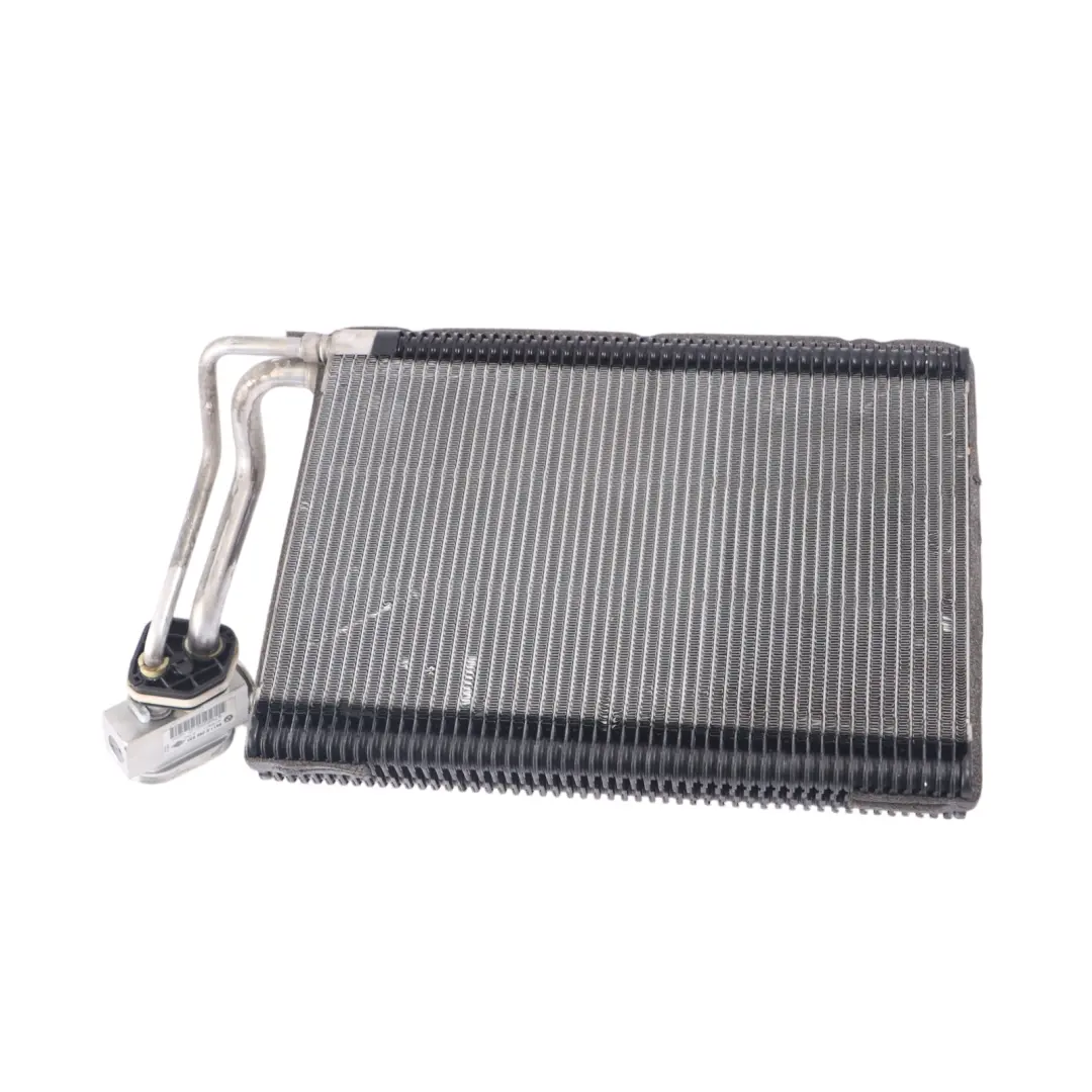 riscaldatore evaporatore condizionata per BMW F20 F21 F22 F30 F32 F33 F34 GT con numero di parte 9229487 BMW F20 F21 F22 F30 F32 F33 F34 GT riscaldatore evaporatore condizionata - SKU 9229487 - Numero di parte 9229487