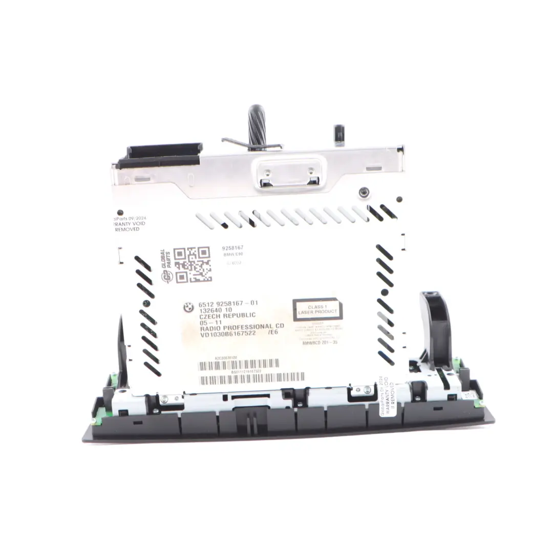 Player BMW E81 E82 E87 E88 E90 E91 E92 Radio Professional Head Unit to CD with Part number 9258167 CD Player BMW E81 E82 E87 E88 E90 E91 E92 Radio Professional Head Unit - SKU 9258167 - Part number 9258167