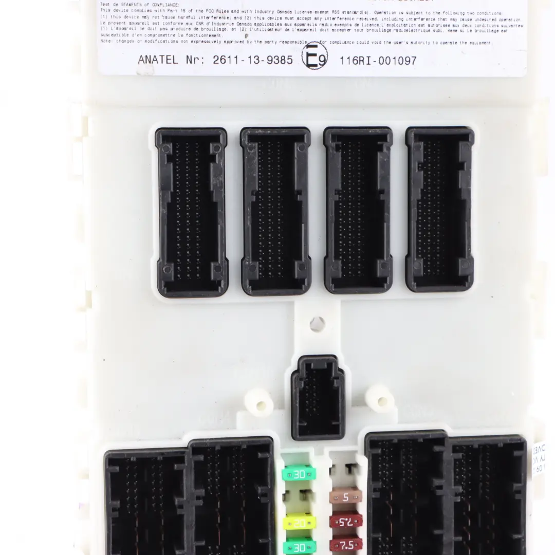 Fuse Box Control Unit SAM Module Relay to Mini F56 with Part number 9387228 Mini F56 Fuse Box Control Unit SAM Module Relay - SKU 9387228 - Part number 9387228