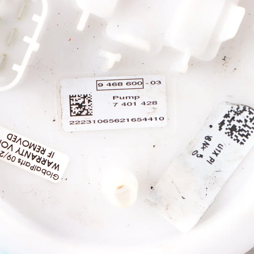 Pump BMW G11 G30 Petrol Level Control Sensor Delivery Module Unit to Fuel with Part number 9468600 Fuel Pump BMW G11 G30 Petrol Level Control Sensor Delivery Module Unit - SKU 9468600 - Part number 9468600