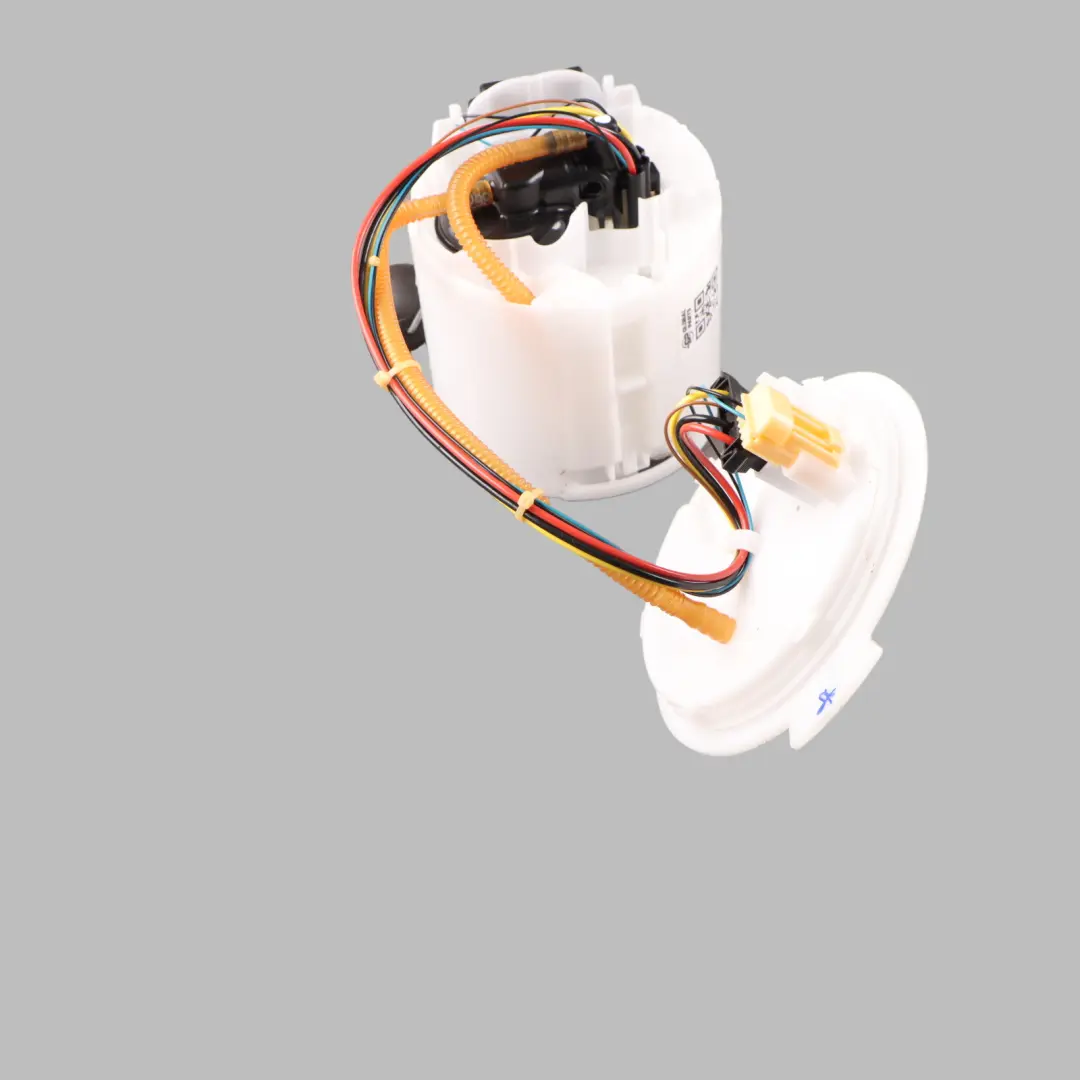 Pump BMW G11 G30 Petrol Level Control Sensor Delivery Module Unit to Fuel with Part number 9468600 Fuel Pump BMW G11 G30 Petrol Level Control Sensor Delivery Module Unit - SKU 9468600 - Part number 9468600