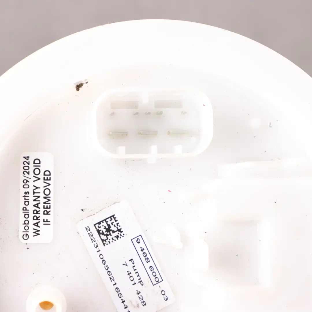 Pump BMW G11 G30 Petrol Level Control Sensor Delivery Module Unit to Fuel with Part number 9468600 Fuel Pump BMW G11 G30 Petrol Level Control Sensor Delivery Module Unit - SKU 9468600 - Part number 9468600