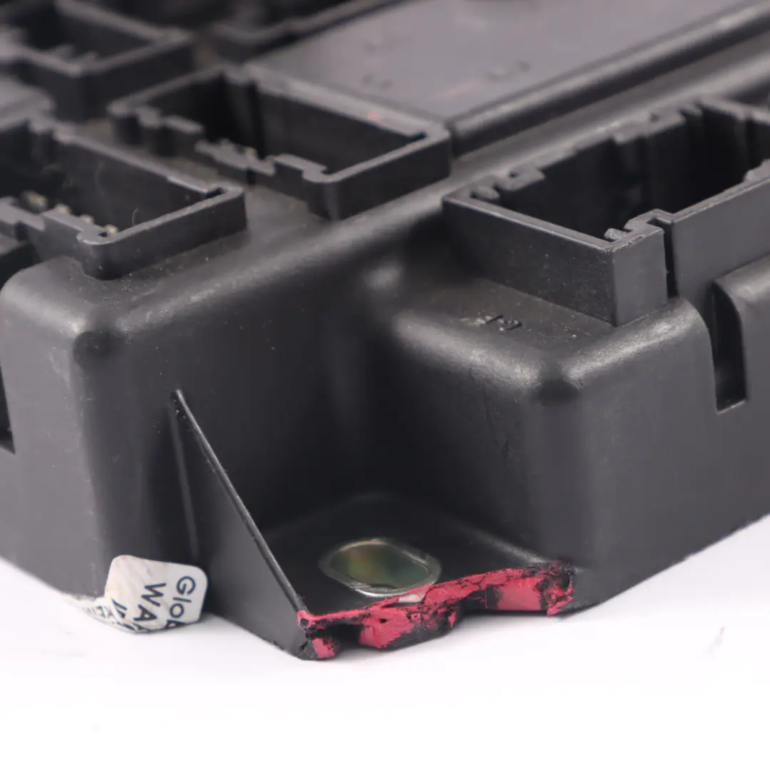 Caja de distribución de fusibles PL3 SPEG H7 DC/DC para Mini Countryman R60 con número de pieza 9809590 Mini Countryman R60 Caja de distribución de fusibles PL3 SPEG H7 DC/DC - SKU 9809590-1 - Número de pieza 9809590