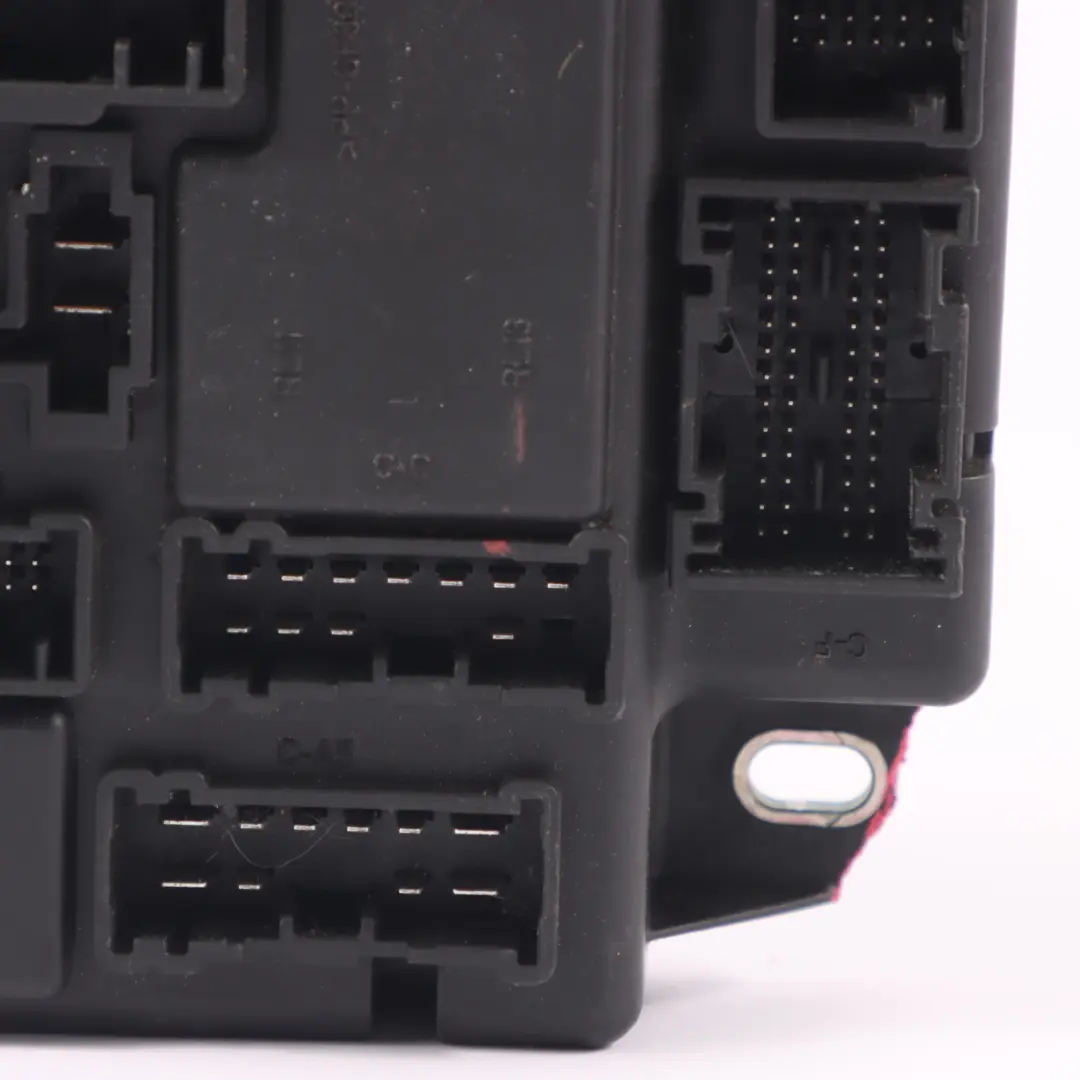 Fuse Distribution Box PL3 SPEG H7 DC/DC to Mini Countryman R60 with Part number 9809590 Mini Countryman R60 Fuse Distribution Box PL3 SPEG H7 DC/DC - SKU 9809590-1 - Part number 9809590