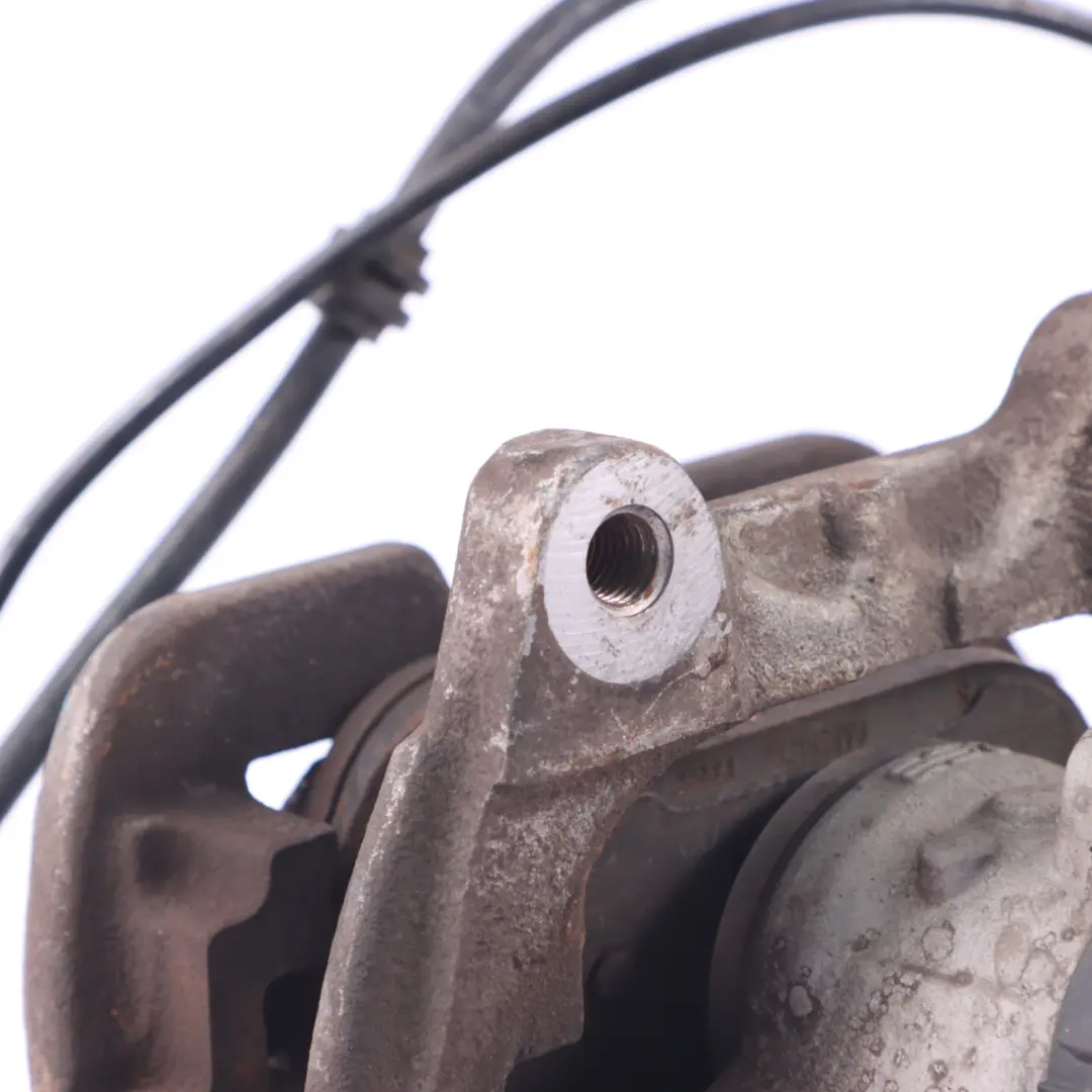 M256 Bremssattel Rechts Gehäuse 360x26 für Mercedes C238 E53 AMG mit Teilenummer A0004237600 Mercedes C238 E53 AMG M256 Bremssattel Rechts Gehäuse 360x26 - SKU A0004237600 - Teilenummer A0004237600