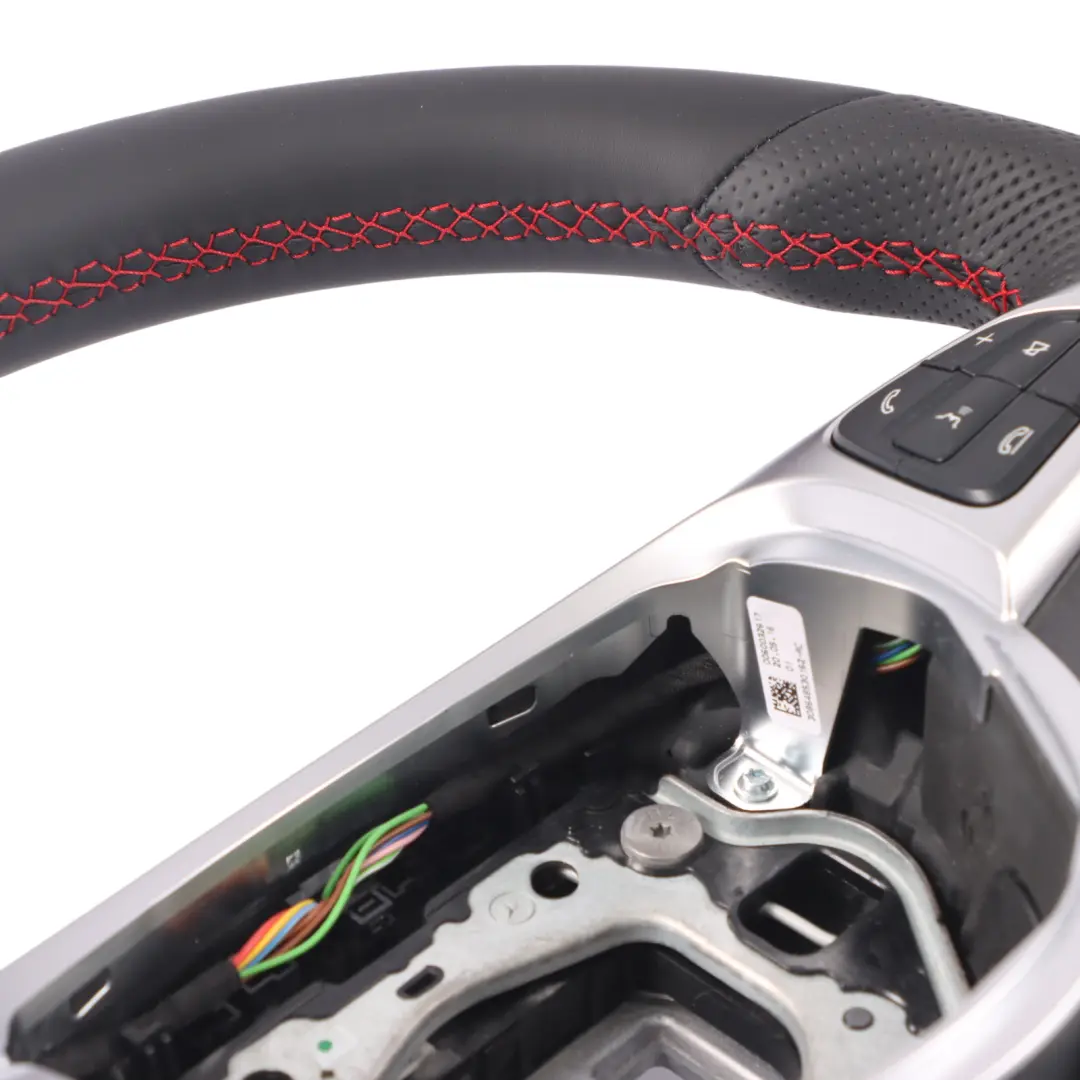 W117 NUEVO Cuero Negro Hilos Rojos Multifunción para Volante Mercedes W176 con número de pieza A0004603303-1 Volante Mercedes W176 W117 NUEVO Cuero Negro Hilos Rojos Multifunción - SKU A0004603303-1 - Número de pieza A0004603303-1