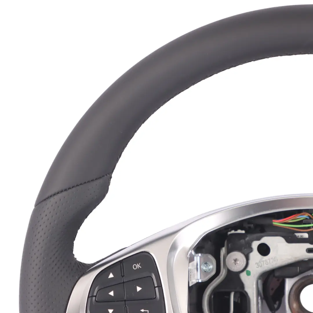 NUEVO Cuero Negro Multifunción para Volante Mercedes C117 W176 con número de pieza A0004603303 Volante Mercedes C117 W176 NUEVO Cuero Negro Multifunción - SKU A0004603303-2 - Número de pieza A0004603303