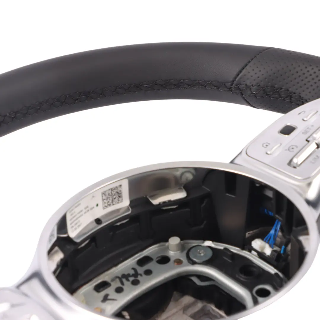 NUOVO in Pelle Nera Cambio al Volante Multifunzione per Volante Mercedes C118 W177 con numero di parte A0004604602 Volante Mercedes C118 W177 NUOVO in Pelle Nera Cambio al Volante Multifunzione - SKU A0004604602-2 - Numero di parte A0004604602