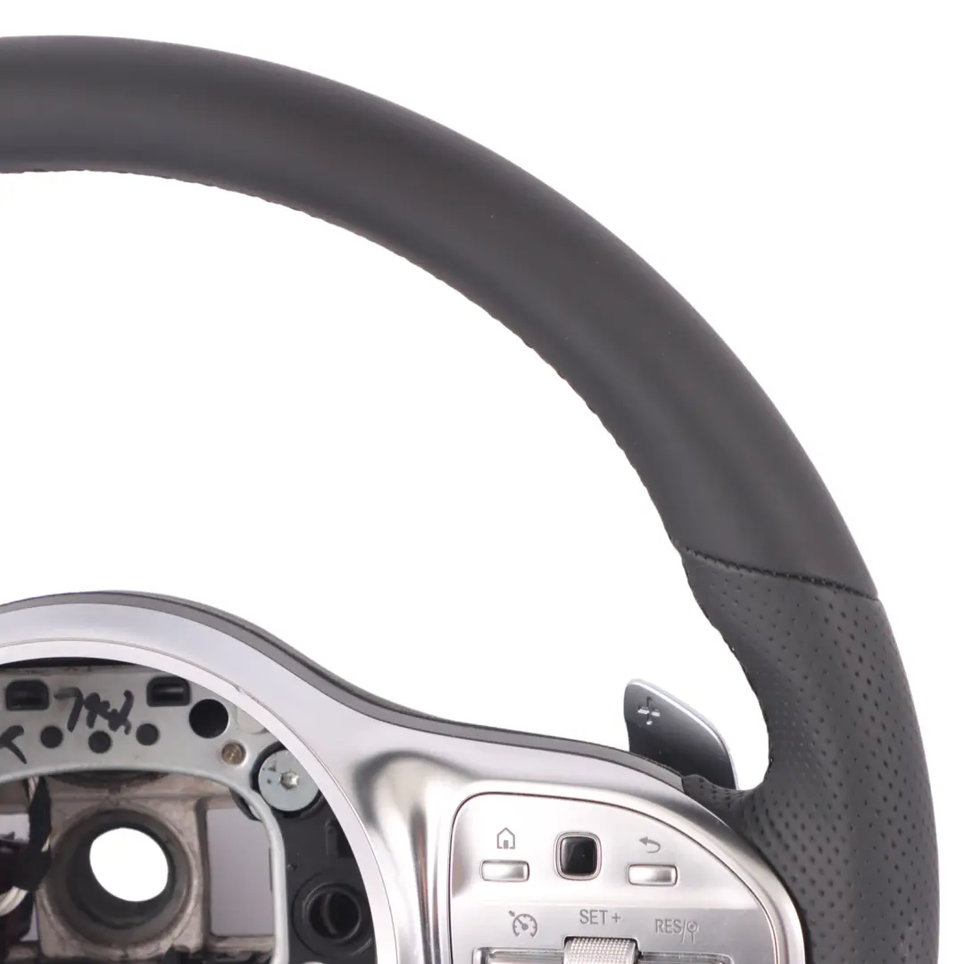 Lenkrad Mercedes C118 W177 NEU Schwarz Leder Schaltwippen Multifunktion für mit Teilenummer A0004604602 Lenkrad Mercedes C118 W177 NEU Schwarz Leder Schaltwippen Multifunktion - SKU A0004604602-2 - Teilenummer A0004604602