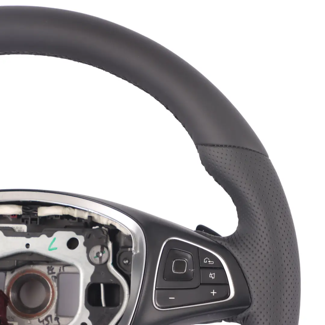 Mercedes W213 NOUVEAU Volant Sport Cuir Noir Avec Palettes Changement Vitesse - SKU A0004605600-2 - Numéro de pièce A0004605600