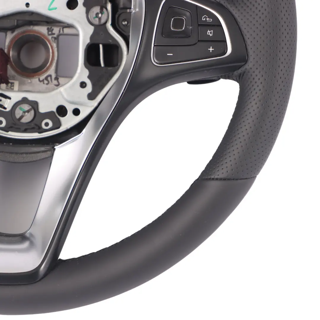 Mercedes W213 NOUVEAU Volant Sport Cuir Noir Avec Palettes Changement Vitesse - SKU A0004605600-2 - Numéro de pièce A0004605600